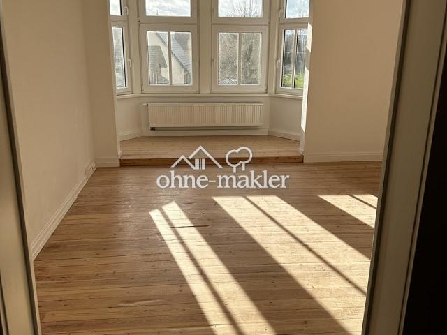Schöne und helle Dachgeschosswohnung