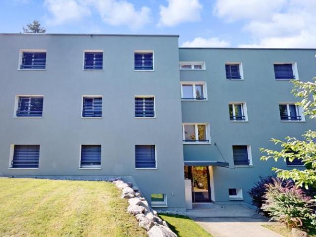 Schöne und helle Wohnung in grüner Umgebung