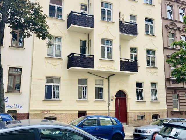 Schöne und helle Wohnung in der Südlichen Innenstadt mit Balkon