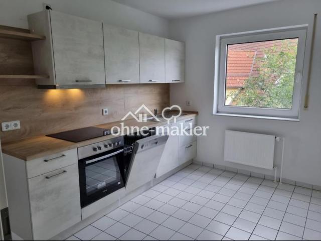 Schöne und helle 2 Zimmer Dachgeschosswohnung ab dem 01.09.26
