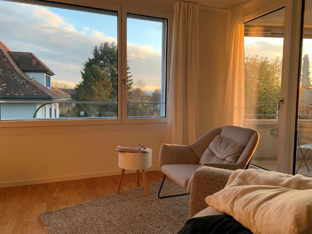Schöne und helle 3.5 Zimmerwohnung im 1. OG mitte rechts
