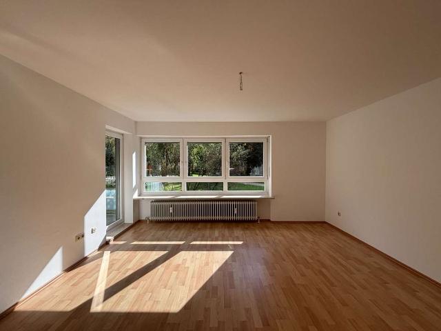 Schöne und helle 4 Zimmer Wohnung mit tollem Grundriss zu vermieten