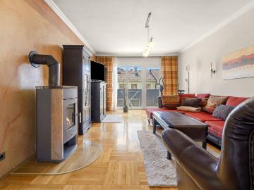 Schöne und sonnendurchflutete 3 Zi Wohnung mit Loggia in Klagenfurt Feldhofgasse