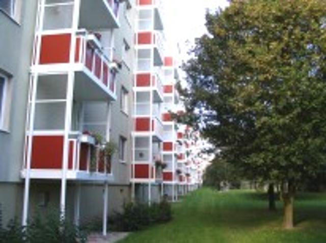 Schöne Vierzimmerwohnung mit Badewanne und Balkon in Mockau Nord