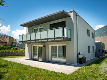 Charrat, Bezirk Martinach, Wallis - Terrasse
