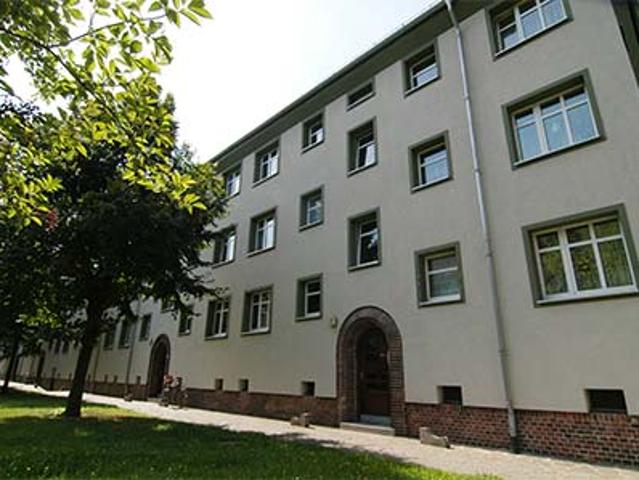 Schöne Zweizimmerwohnung mit Badewanne und kleinem Balkon in Mockau