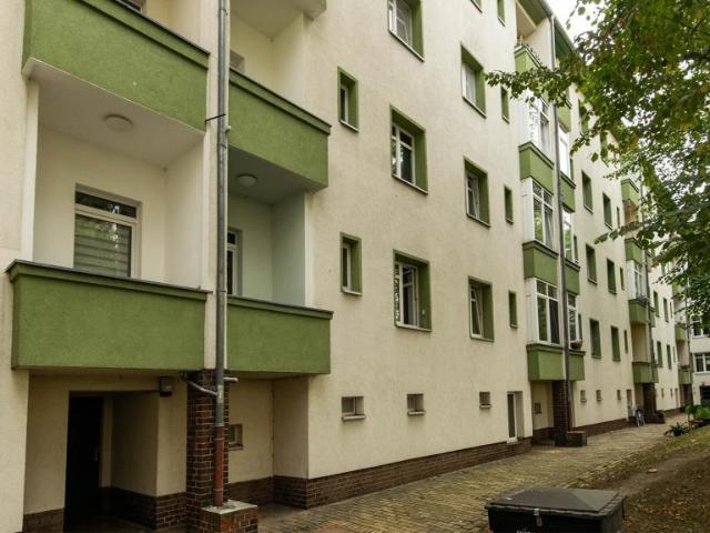 Schöne Zweizimmerwohnung mit Dusche und Balkon in Leutzsch
