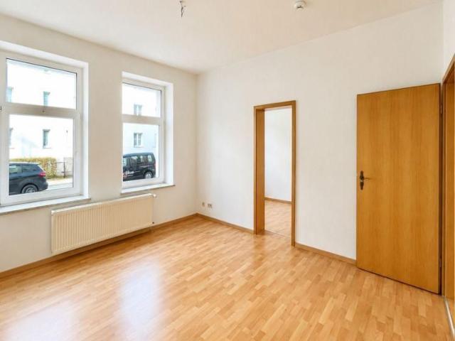 Schönebeck: Helle 3 Zimmer Wohnung in der Hochparterre