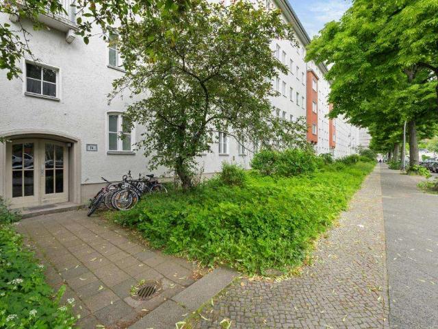 Schöneberg: Renditestarke Wohnung auf Erbpacht für Anleger