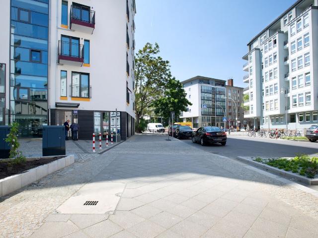 Schöneberg 1BR directly at park am Gleisdreieck, Berlin Amsterdam Apartments for Rent