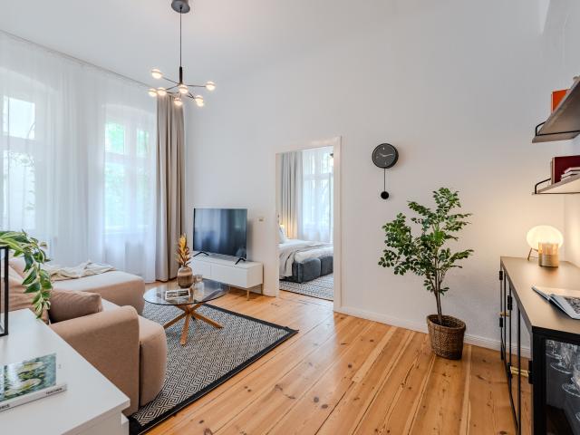 Schöneberg's stylish apartment with Private Balcony