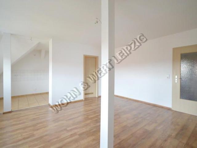 SCHÖNEFELD / Taubestraße 21
