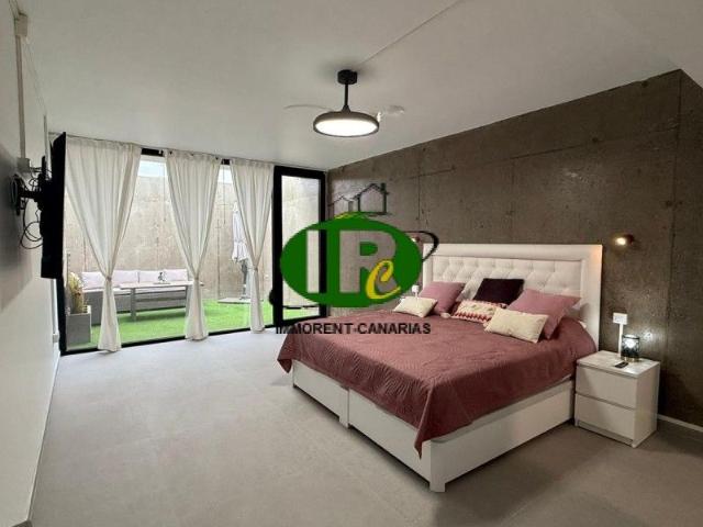 Schoner neu renovierter Hausteil mit 1 Schlafzimmer und 2 Terrassen
