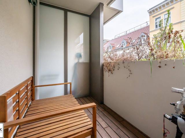schöner Neubau! 2 Zimmer + südseitige Loggia in beliebter Lage Zieglergasse ab 1.11.!