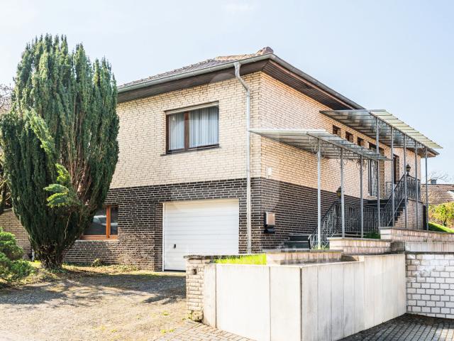 Schöner Bungalow in gefragter Lage von Waldorf!