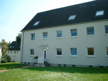 Schöner Balkon*Charmante Dachgeschosswohnung in grüner Lage