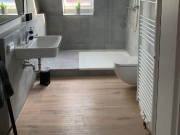 Schöner Wohnen mit Blick ins Grüne stadtnah, Hannover Amsterdam Apartments for Rent