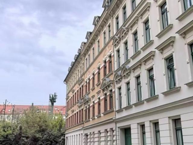 Schönes, möbliertes 16 m² Zimmer mit privatem Balkon in Leipzig