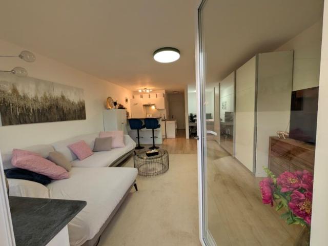 Schönes modernes Apartment in beliebter Lage