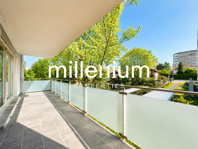 Schönes, modernes Apartment mit Balkon