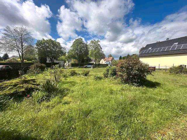 Schönes BaugrundstückGrundstückHaus 1096m2 in Schöneiche,privat