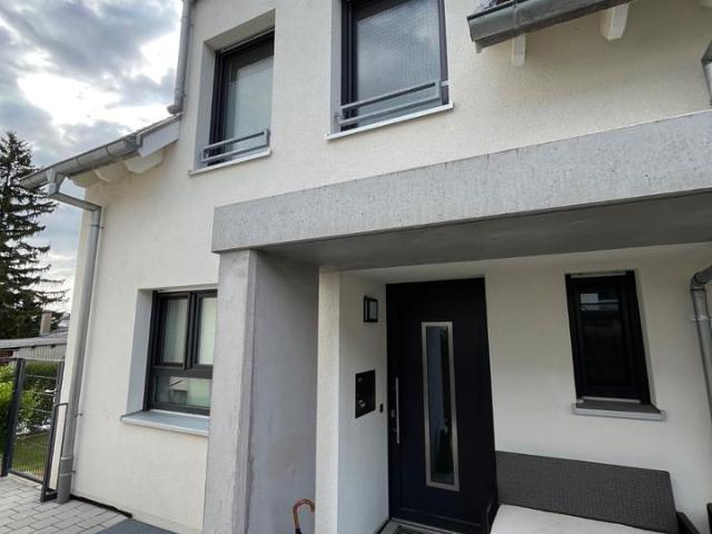 Schönes durchdachtes Reihenendhaus 79346 Königschaffhausen