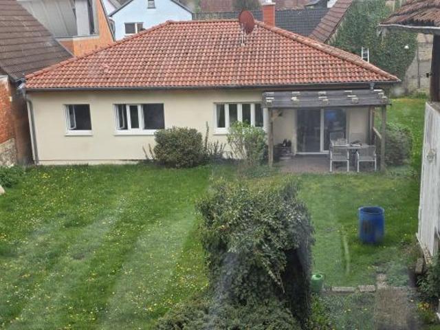 Schönes, ebenerdiges Einfamilienhaus in 97450 Arnstein Büchhold, 28 km von Würzburg und 15 km von Schweinfurt entfernt ID 10640