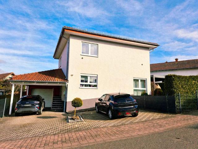 Schönes EFH mit Garten