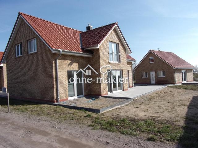 Schönes Einfamilienhaus und Gästehaus auf der Ostseeinsel Poel