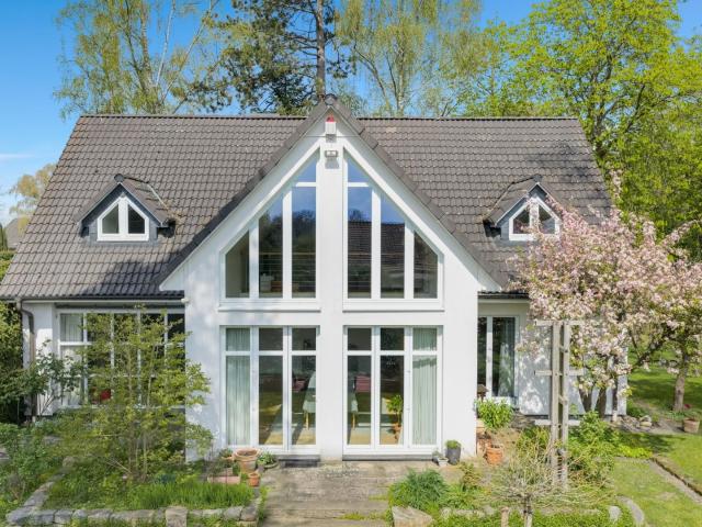 Schönes Einfamilienhaus in idealer Lage