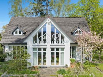 Schönes Einfamilienhaus in idealer Lage