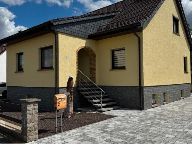 Schönes Einfamilienhaus in ruhiger Lage in Mörtitz