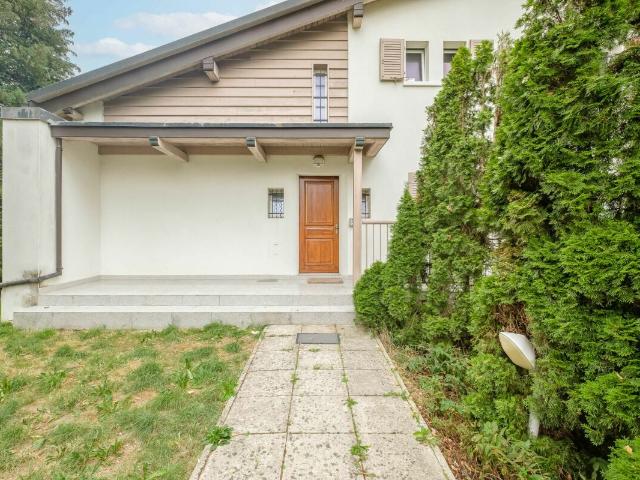 Schönes Einfamilienhaus mit 6,5 Zimmern in Cointrin