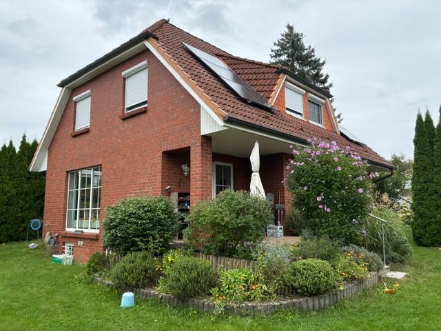 Schönes Einfamilienhaus mit Keller, PV Anlage und Doppelcarport im ruhigen alten Friedrichsthal