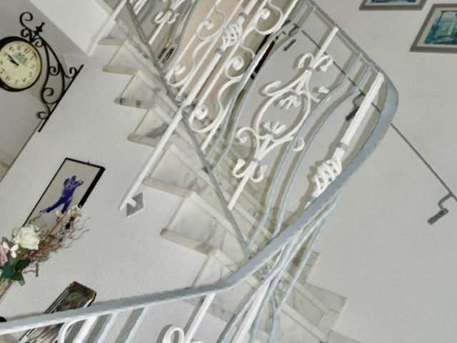 Schönes Einfamilienhaus mit separater Einliegerwohnung