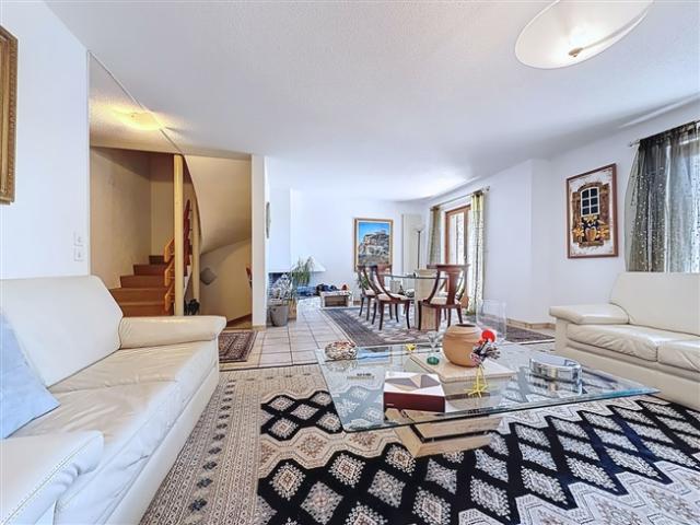 Schönes funktionales 5.5 Zimmer Haus in Lausanne 1000