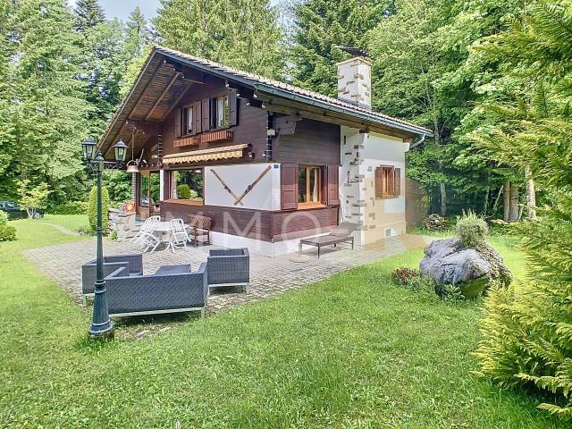 Schönes Ferienhaus in idyllischer Umgebung