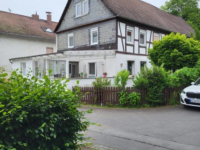 Schönes freistehendes Einfamilienhaus