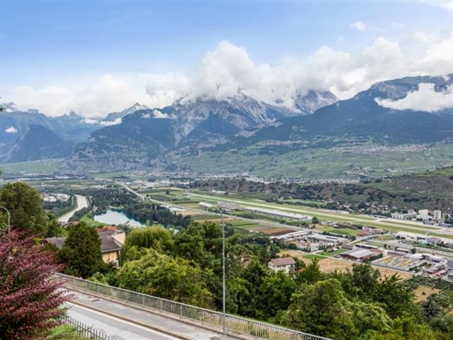 Schönes Haus, ideal für eine Familie