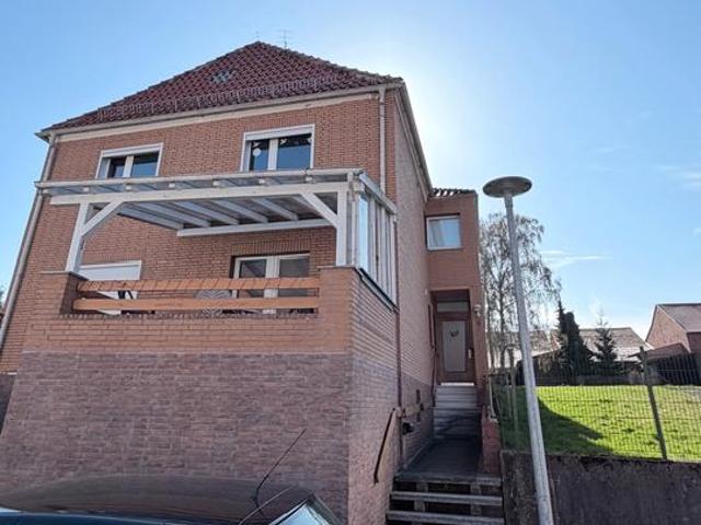 Schönes ruhiges 2 Familienhaus mit ELW
