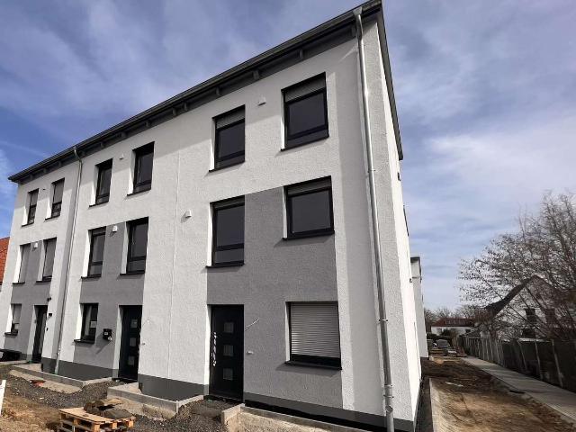 Schönes Reihenmittelhaus 4 Zi. und 2 Stellplätze in Bad Nenndorf