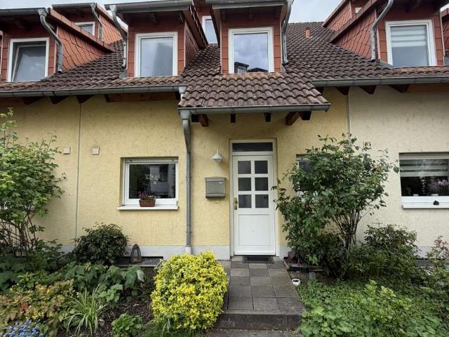Schönes Reihenendhaus in guter Lage in Mannheim Wallstadt