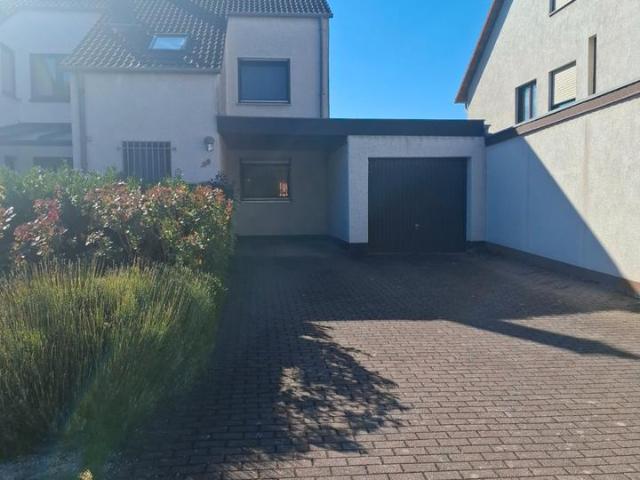 Schönes Reihenendhaus in ruhiger Südwestlage in HomburgErbach