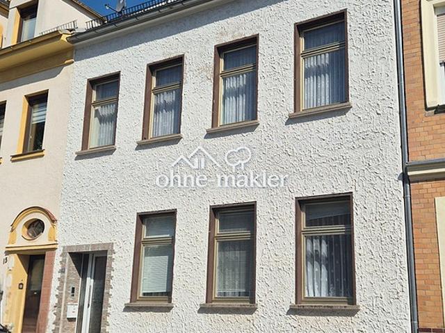 Schönes Reihenhaus in toller Lage abzugeben