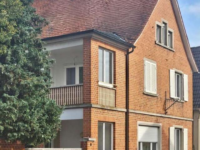 Schönes renoviertes Haus mit viel Platz