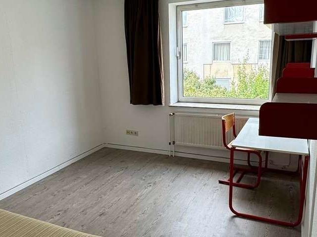Schönes Studentenappartement direkt am Westpark/all inklusive
