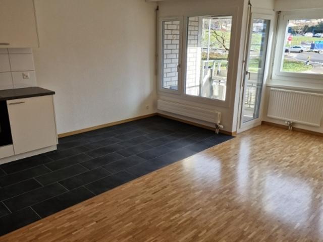 SCHÖNES STUDIO