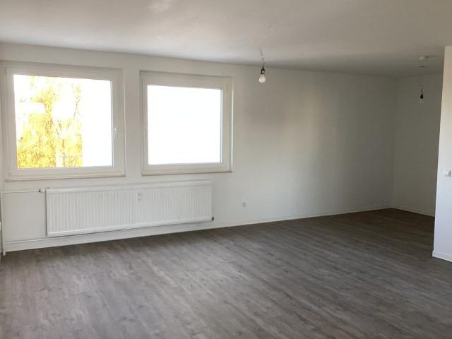 Schönes und altengerechtes 1 Zimmer Appartment mit großem Balkon