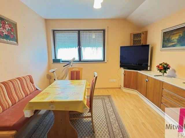 Schönes Zimmer mit Balkon