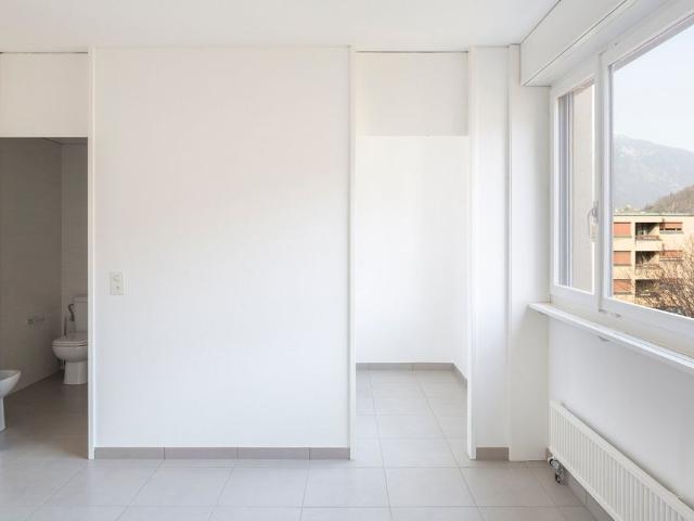 Schönes 1.5 Zimmer Wohnung im Grünen, in Giubiasco